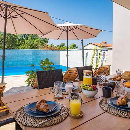 Dom wakacyjny Beautiful In *